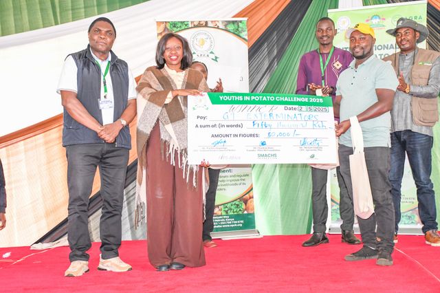 Biz Lounge: How Nakuru youth cashed in on crop spraying