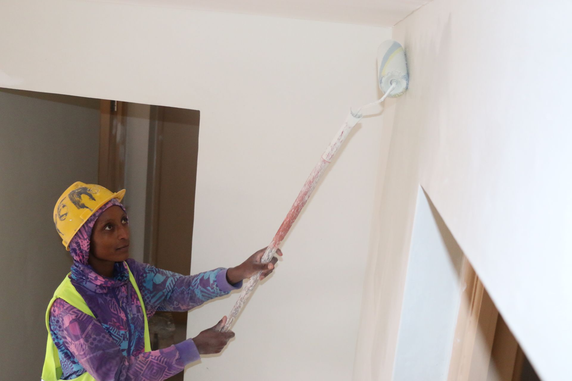 How Muthoni's bold move from 'mama fua' to certified painter inspires Nakuru women